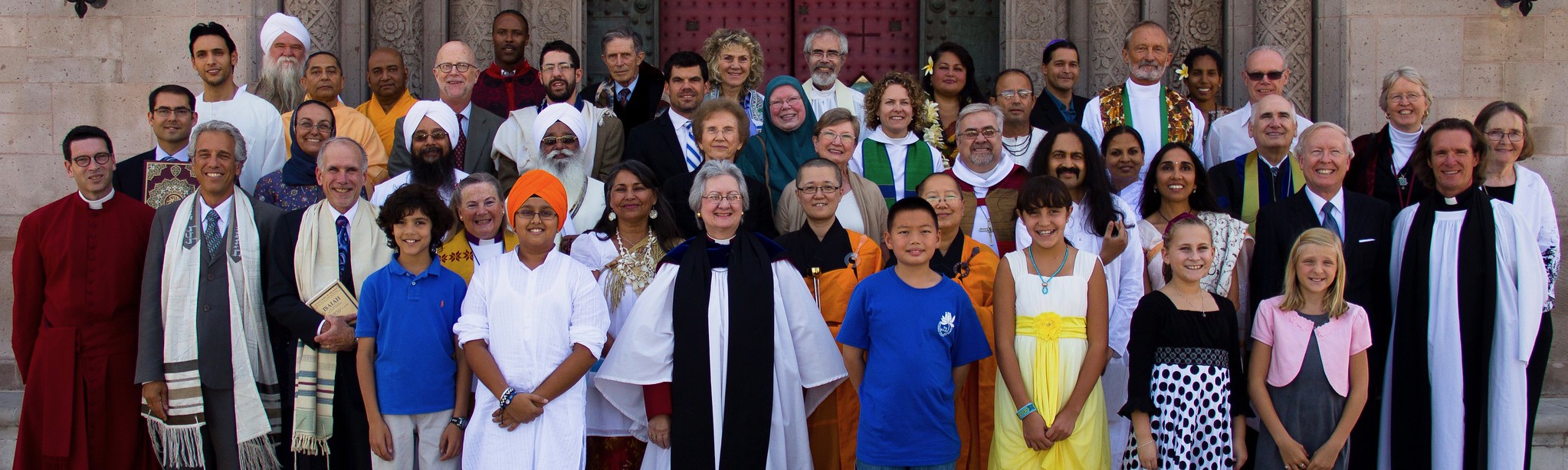 Group photo with Gwenne and The Guibord Center community